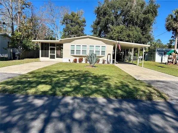 23917 Deer Rd, Astor, FL 32102