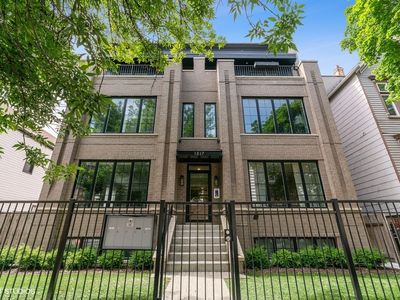 1517 W Barry Ave #1W, Chicago, IL, 60657