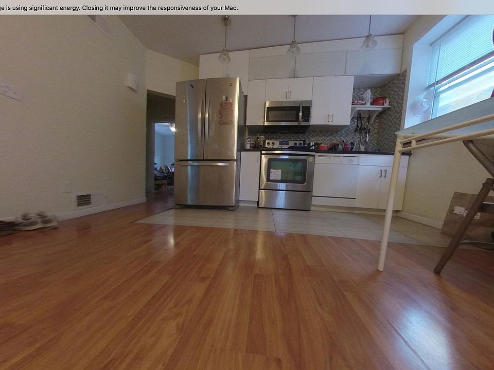 Living room & Kitchen