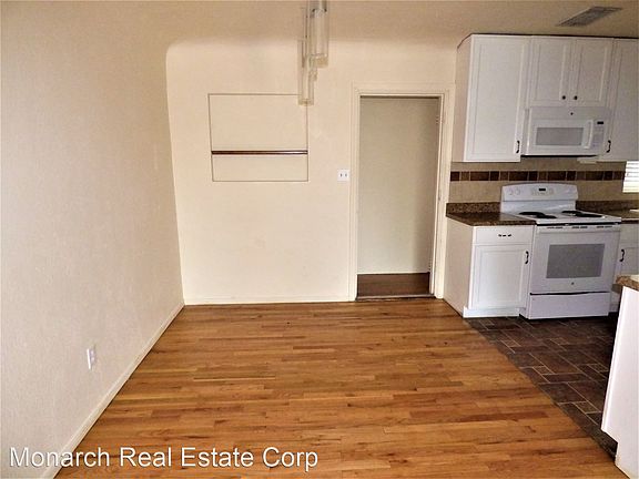 4th image of 755 Lees Dr