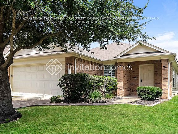 2nd image of 19422 Plantation Cove Ln