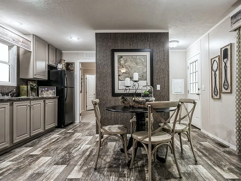 Cottonwood Cove — Photo 30