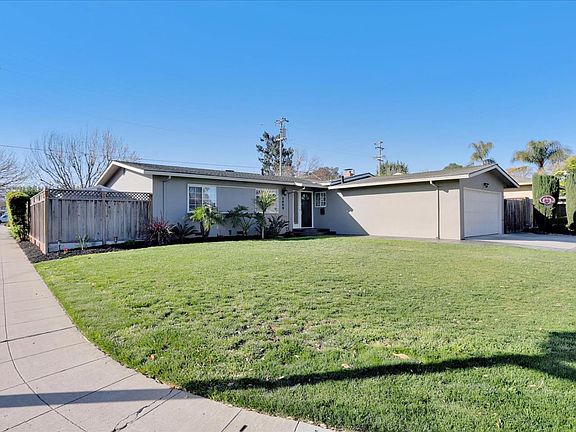 4th image of 1458 Hugo Ln