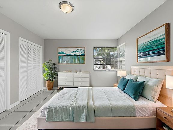 5th image of 2830 Johnson Street