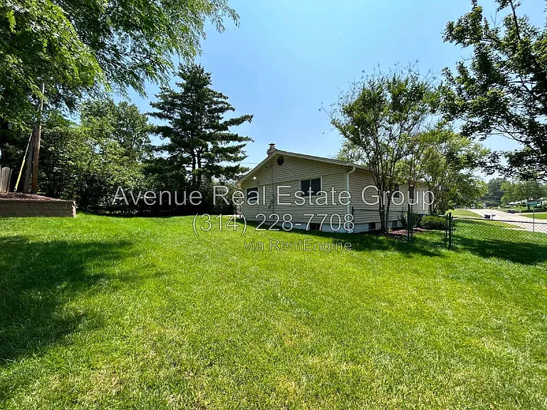 11035 Crimson Dr — Photo 15