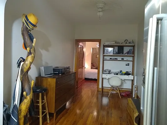 Rented by City Barn Realty Inc | media 11