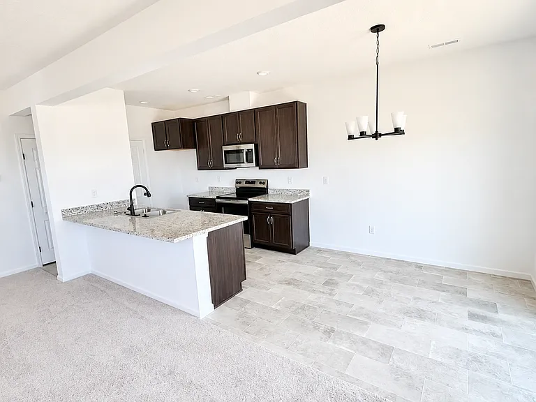 2064 Sunflower Pl — Photo 4