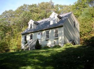 21 Valley Rd, Groton, MA 01450
