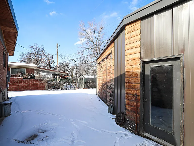 1859 E Hillcrest Ave — Photo 23