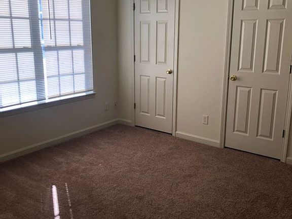 3rd image of 7259 Illinois Central Ave