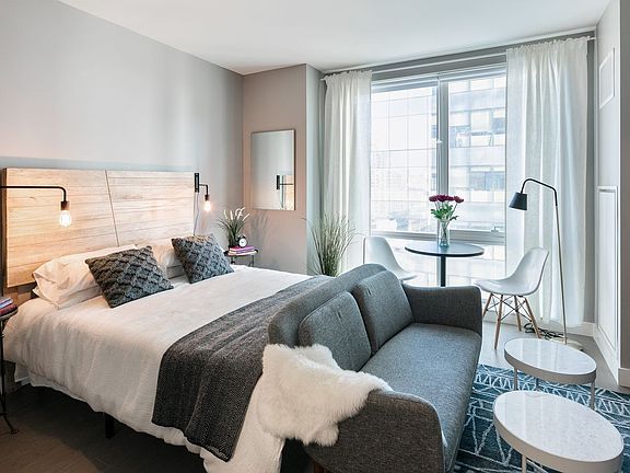 4th image of 4212 28th St APT 51E