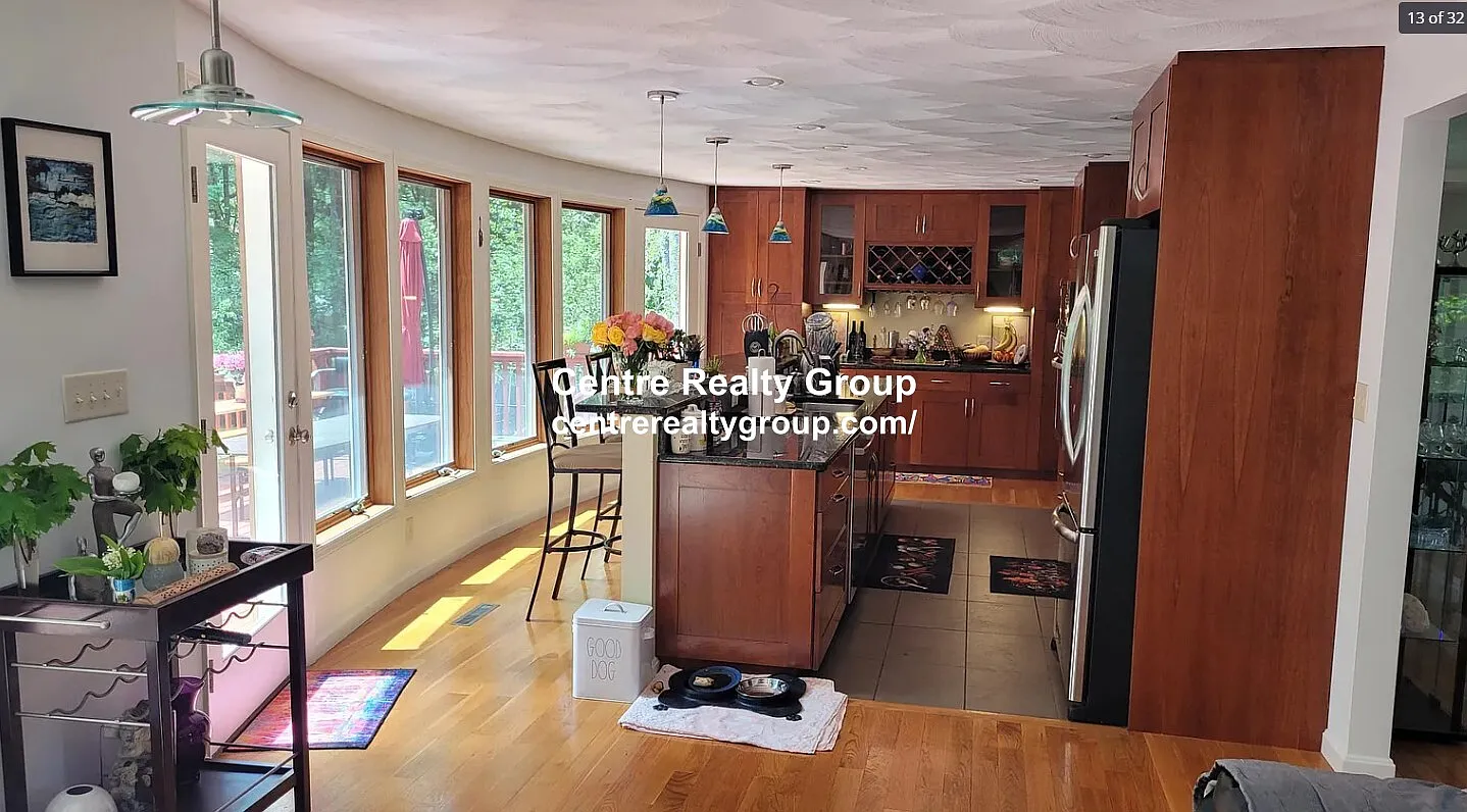 4 bed, 3.0 bath, $4,900 — Photo 1