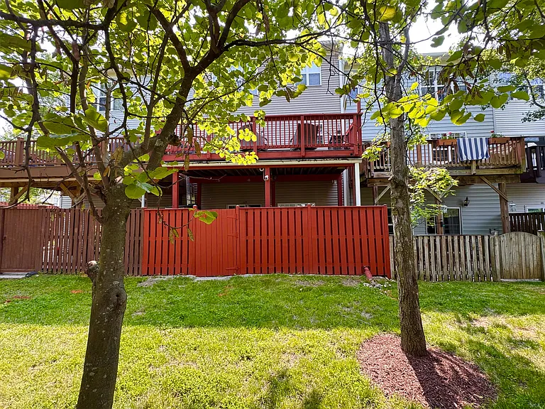 115 Lake Cook Dr — Photo 14