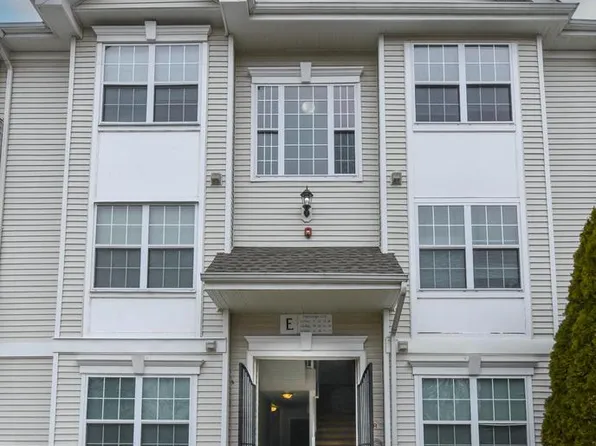 67 Highbridge Ln, Thorofare, NJ 08086