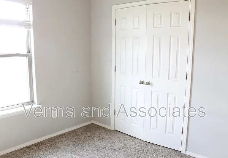 5007 SW Fieldstone Blvd #2 — Photo 14