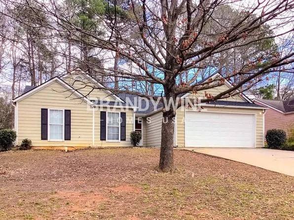 5900 Homestead Cir, Rex, GA 30273