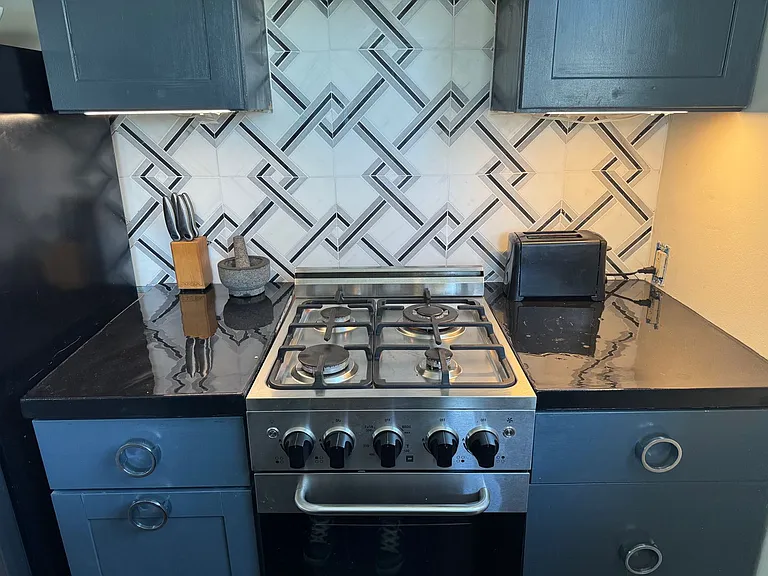 2686 Rosemary St NW — Photo 5
