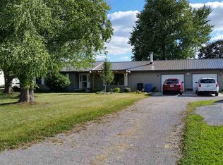 8246 E 550 N, Churubusco, IN 46723