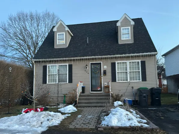 504 Avenue N, Matamoras, PA 18336