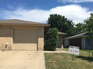 3644 Hulen Park Cir, Fort Worth, TX 76123