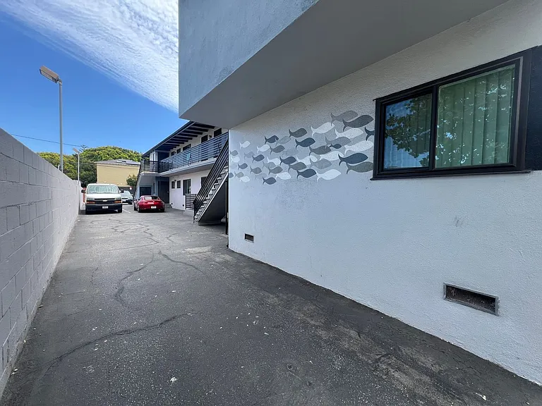 1024 Pico Blvd — Photo 14