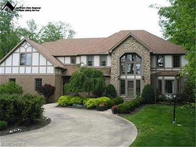 3rd image of 30597 Stillwater Ln