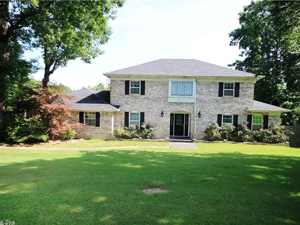 1st image of 2118 Pine Hill Cir