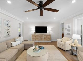 535 Anchor Rode Dr, Naples, FL 34103
