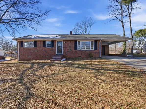 230 Foxhall Rd, Spartanburg, SC 29306