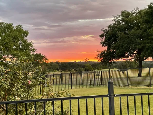 6507 Shadowview Ct, Mineral Wells, TX 76067