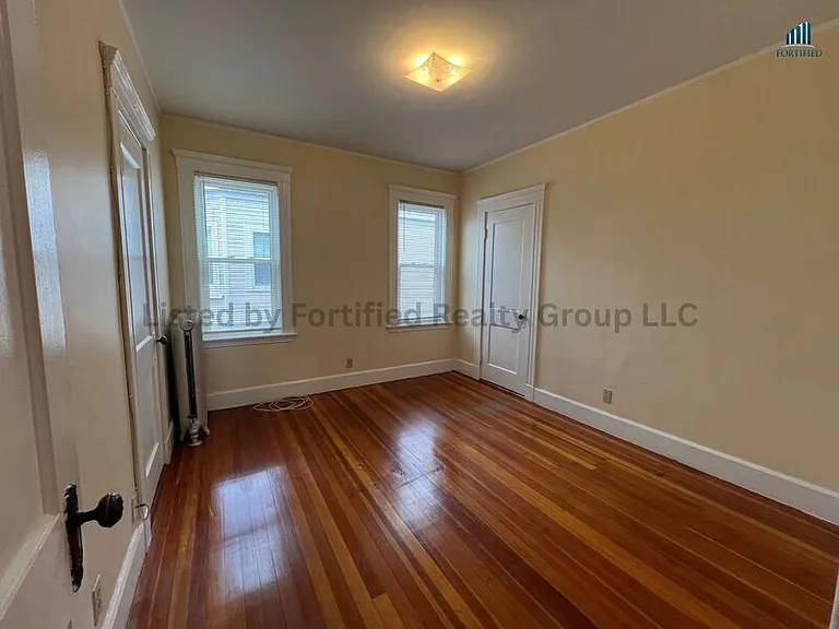 142 Washington St #3 — Photo 13