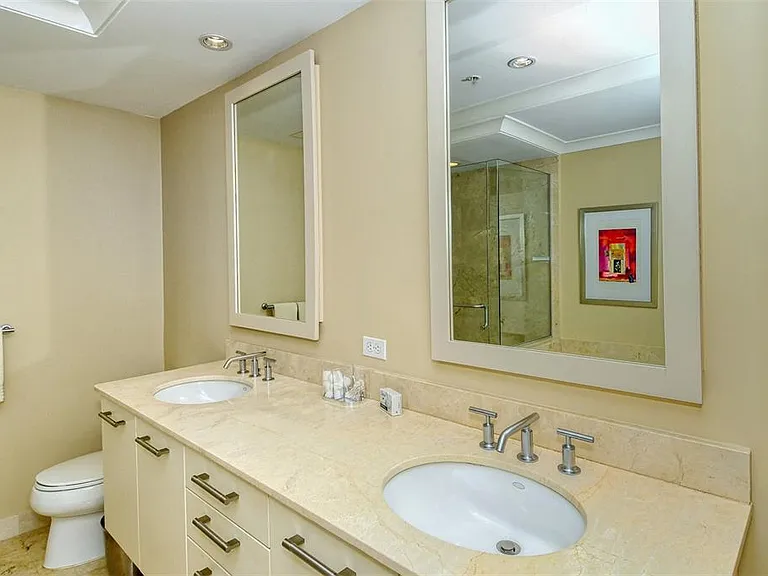 1350 Main St #1202 — Photo 18