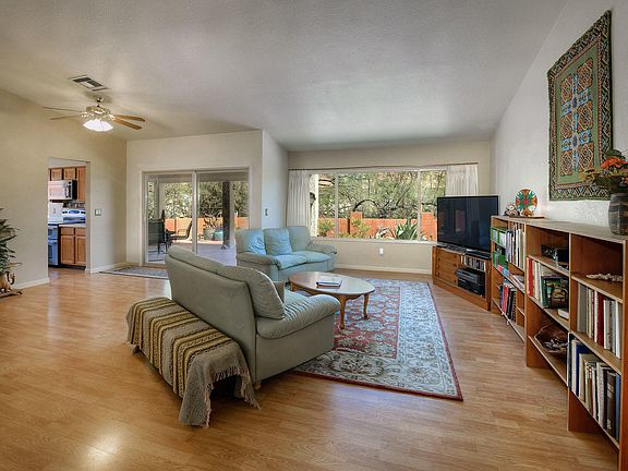 3rd image of 5470 N Waterfield Dr