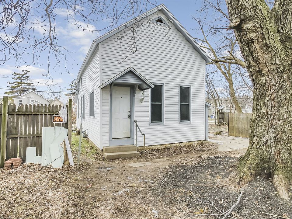 1st image of 1311 Turner Ave NW