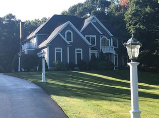 3 Cranberry Dr, Mendon, MA 01756