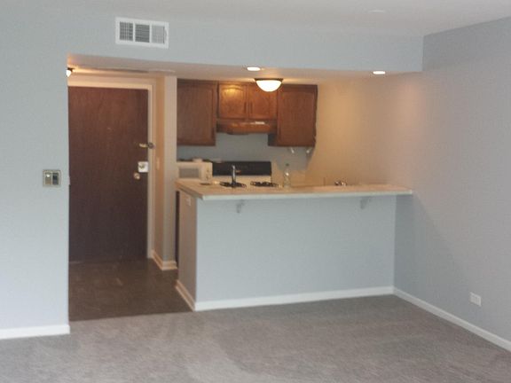 3rd image of 140 W Wood St #1