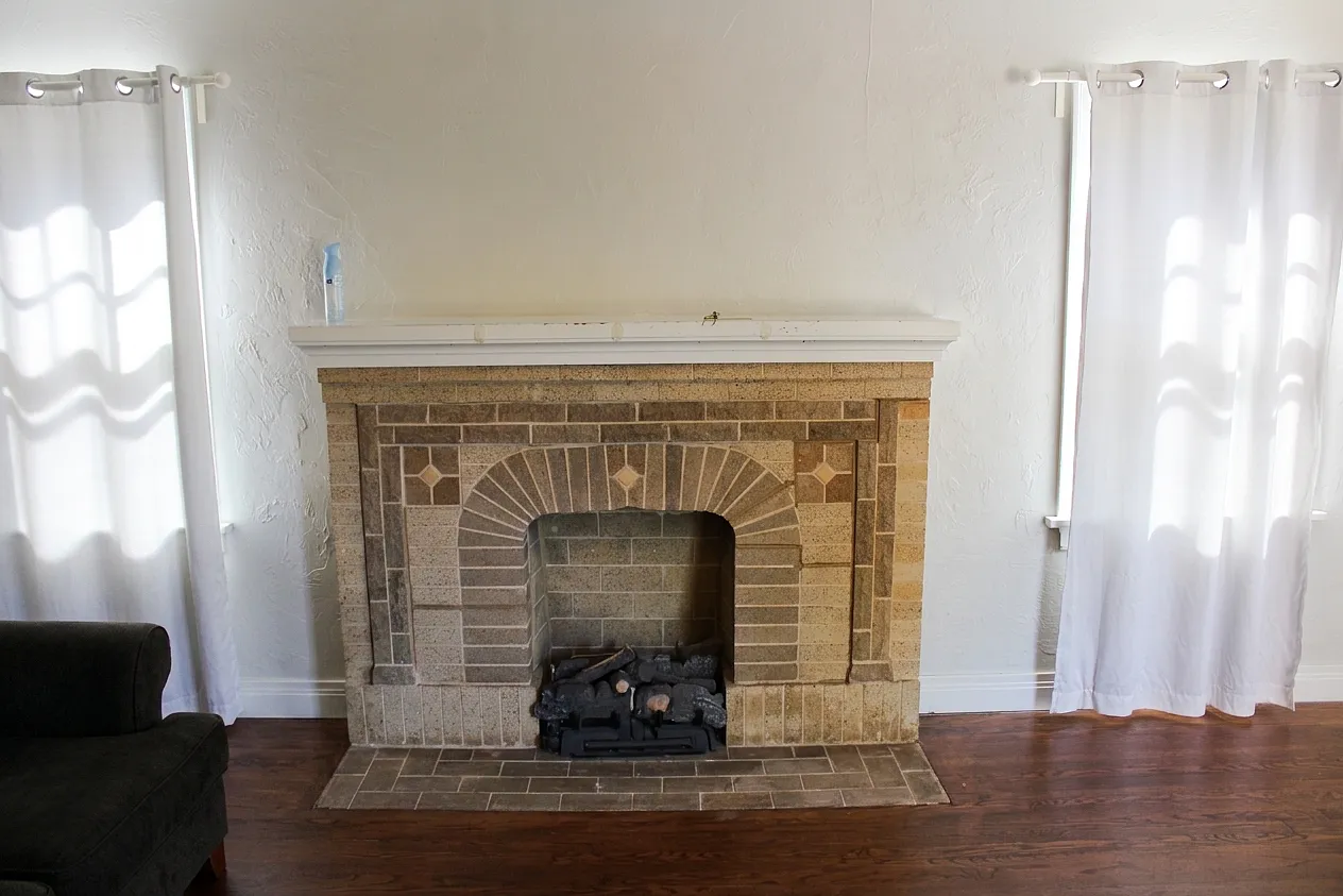 3 bed, 1421 sqft, $1,900 — Photo 3