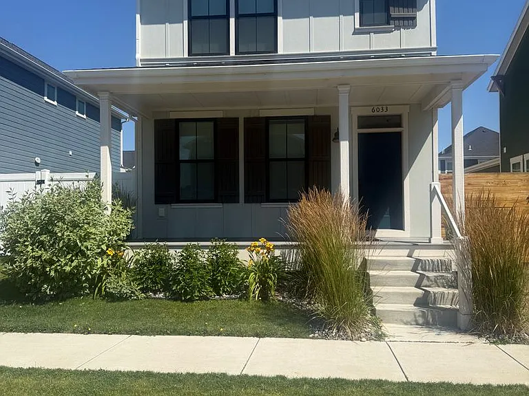 6033 Farmstead Ave — Photo 1