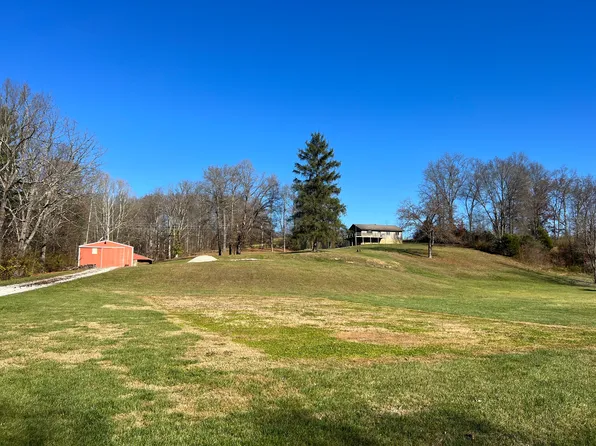 2126 State Road 46 W, Nashville, IN 47448