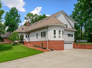 7181 Muerdale, West Bloomfield, MI 48322