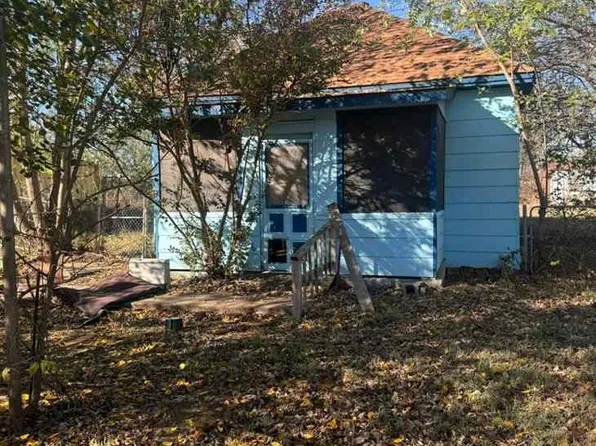109 S 1st St, Tryon, OK 74875
