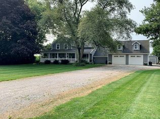 19147 Tuller Rd, Bowling Green, OH 43402