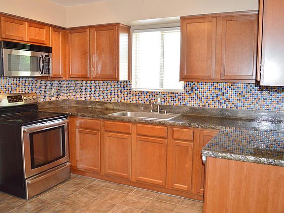 5th image of 3302 E Pinchot Ave APT 8