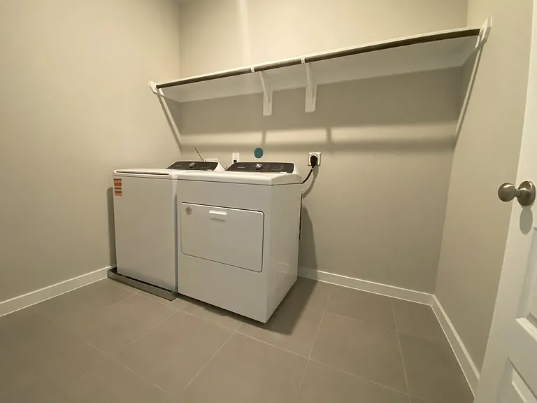 4112 Glowing Hearth Dr — Photo 16