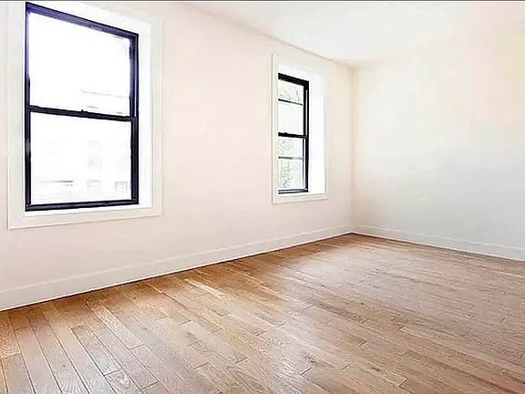 3rd image of 375 Chauncey St #4