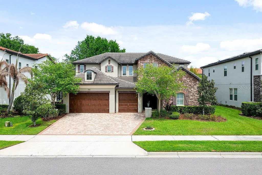 5 bed, 7.0 bath, 4019 sqft, $6,000 — Photo 2