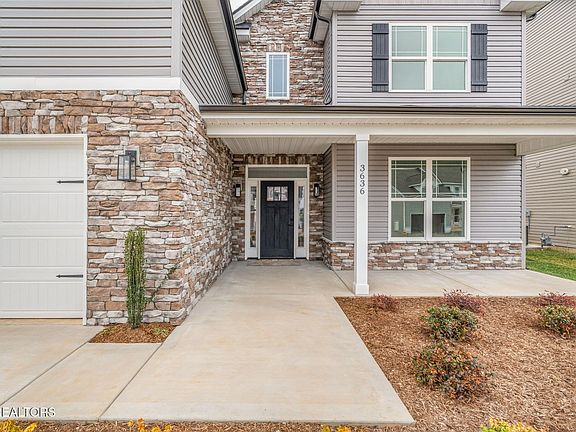 3rd image of 3636 Trailing Vine Ln