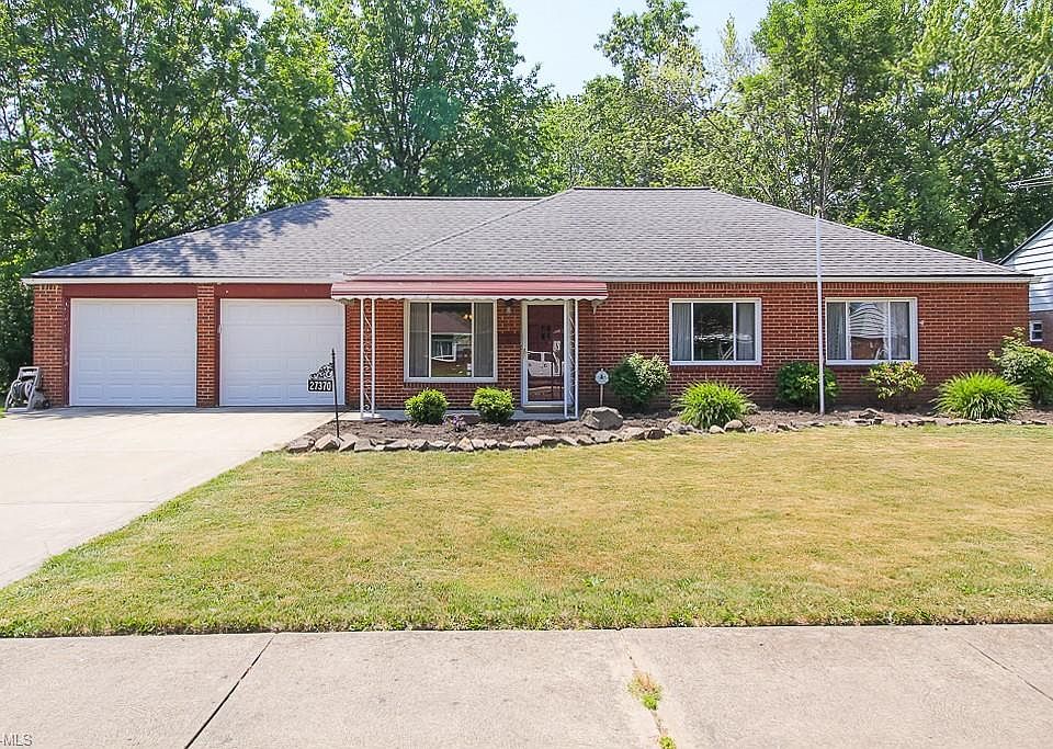 1st image of 27370 Beech Dr