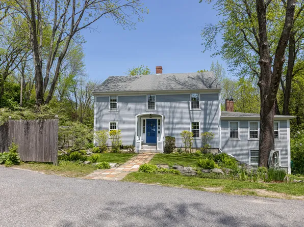 73 Allen Avenue Extension, Falmouth, ME 04105