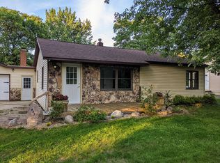 947 Shady Shore Dr, Bay City, MI 48706